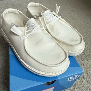 Hey Dude Women's White Casual Shoes